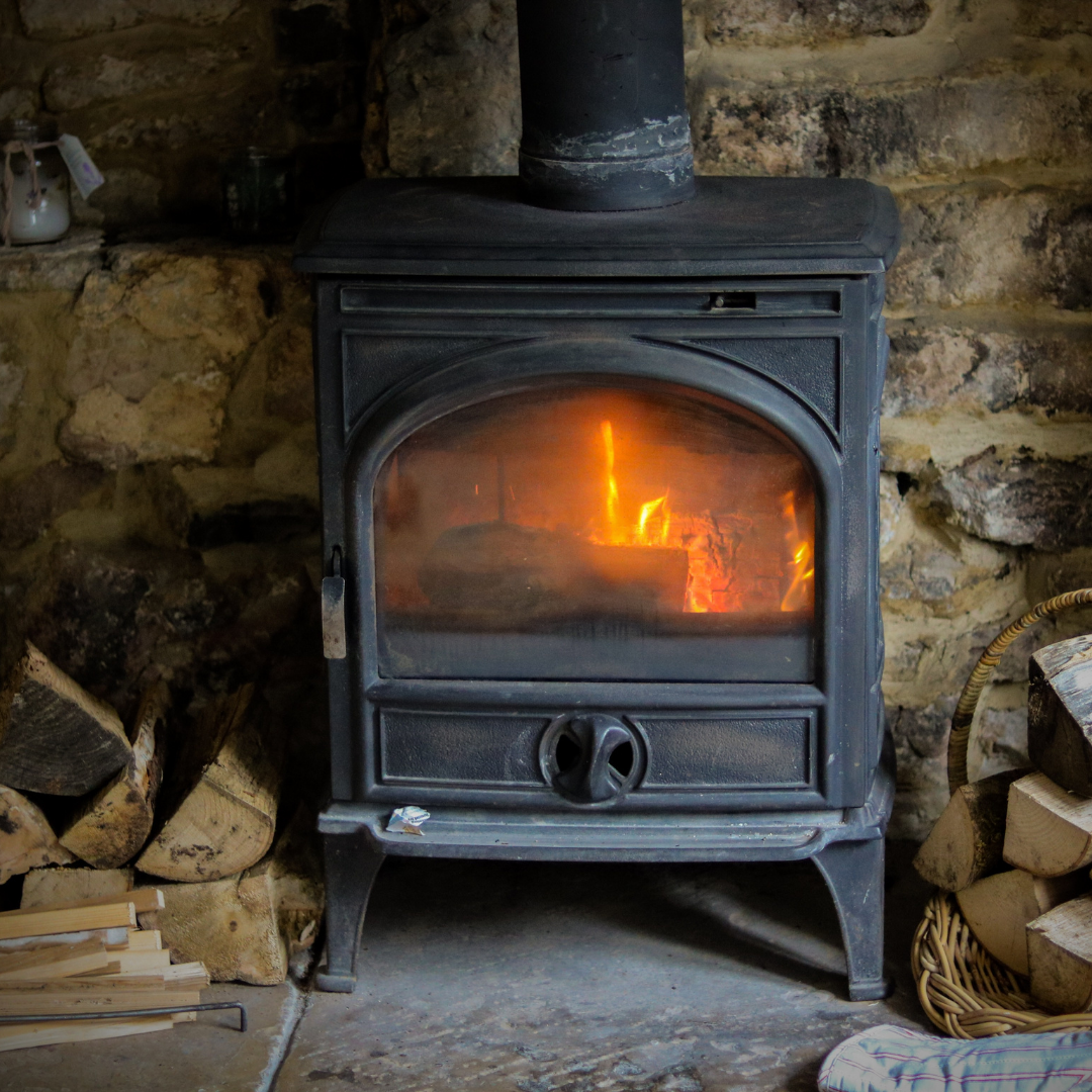 How to light a woodburner - a wiidburner with flames